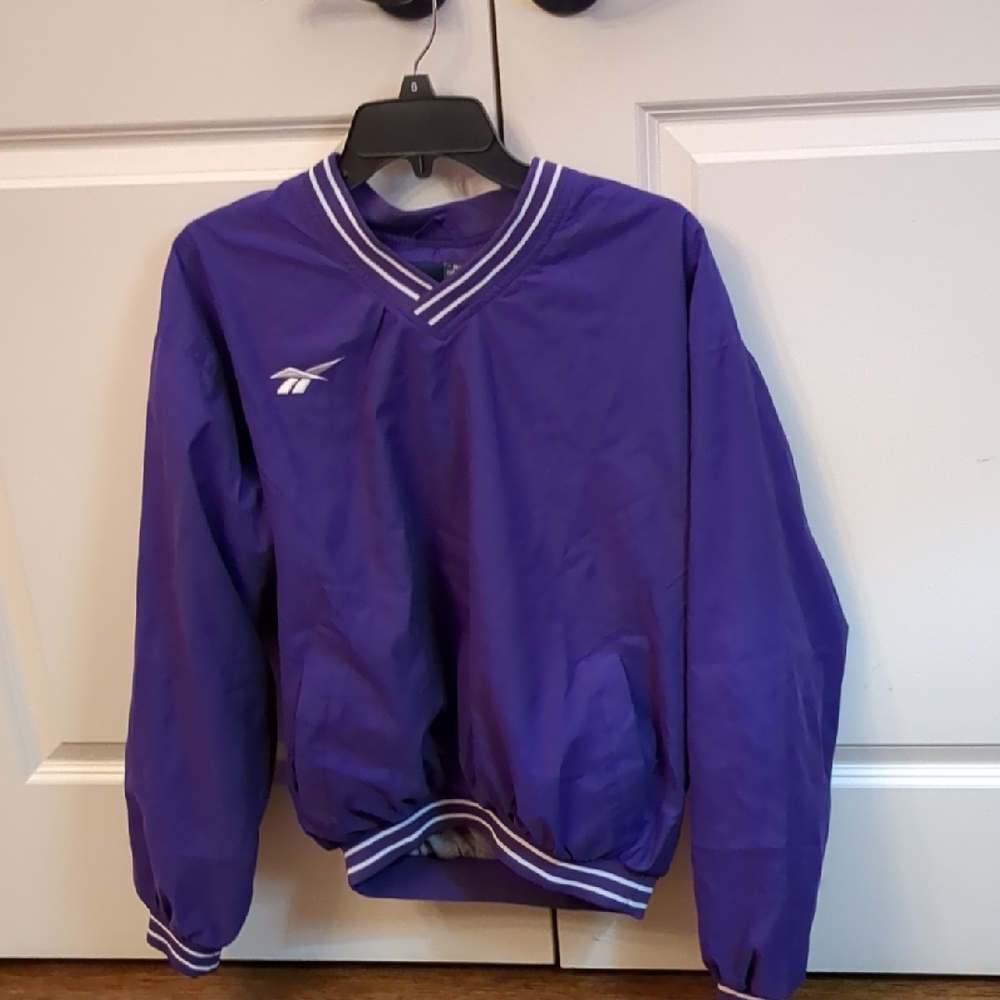 Reebok Womens Classic Logo Pullover Vintage